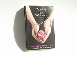 Porno pro maminy? Kniha The Diary of Submisive od Sophie Morgan!