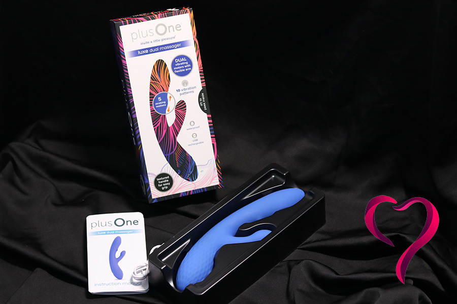 Svdn modrsek pro NI? Dvojit vibrtor Luxe na klitoris s rotujc  kulikou - 3 RECENZE plusONE - Lascivn.cz