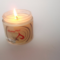Masážní svíčka Allume Moi od Fun Factory