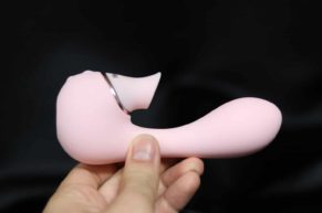 Jaký je dvojitý vibrátor/stimulátor na klitoris Mythical Irrestible? RECENZE