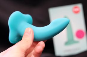 Chci ještě bezpáteční dildo po téhle recenzi? TEST Fun Factory kolíku Limba Flex s páteří