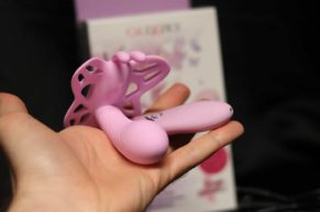 Není motýlek jako motýlek – RECENZE vibračního do kalhotek Darling od CalExotics