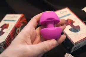 plusOne Pop-Up Vibe = když se diskrétní hračka stane společníkem? RECENZE vibrátoru na prsty