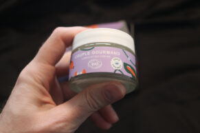 RECENZE, aneb jak nás s Míšou dostal jedlý masážní kokosový olej od Goliate