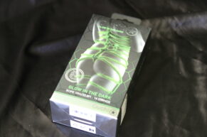 Ouch! Glow in the Dark Bondage Rope – svítivé lano, které vás překvapí víc vizuálně než technicky (RECENZE)