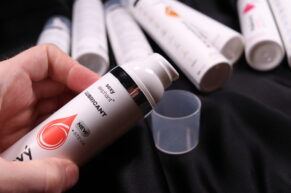 RECENZE Sexy Elephantího jahodového lubrikantu  = jednoduchý, funkční a dobře chutná