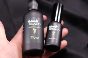 Ginger olej vs. ginger sprej = jsou to dvě sestry, každá jinak zvrhlá – RECENZE masážního oleje Naturally Naughty