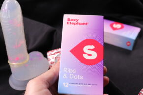 RECENZE Sexy Elephant Ribs & Dots kondomů – klasika s vroubky a tečkami?