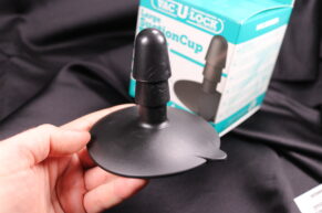 Přísavka Vac-U-Lock s pevnou patko + zrcadlo = druhé kolo Alicina tréninku
