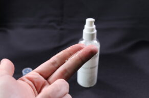 BOOM SexGel Neutral – obyčejný gel, který prozradí, jestli subík trénuje (RECENZE)