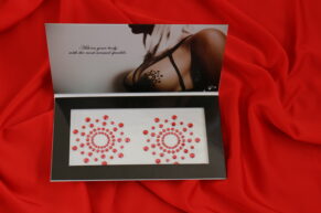 Bijoux Indiscrets Mimi Black ozdoby na bradavky – někdy stačí pár kamínků a celé prádlo dostane úplně jiný rozměr (RECENZE)