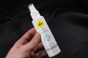 RECENZE spreje na dezinfekci hraček Pjur Med Clean, neboli když Paní ví, že výcvik končí až úklidem